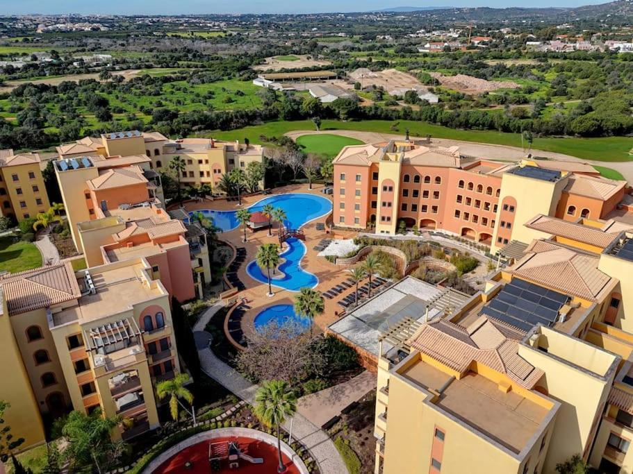 Vilamoura Prime @ The Residences At Victoria Apartment *